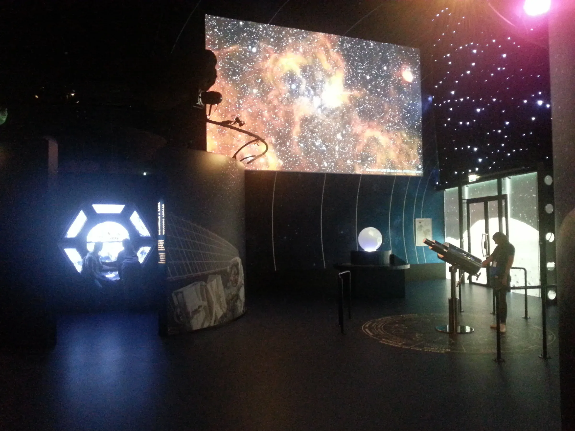 Redynamisation du planétarium Planet Océan World, photo 4