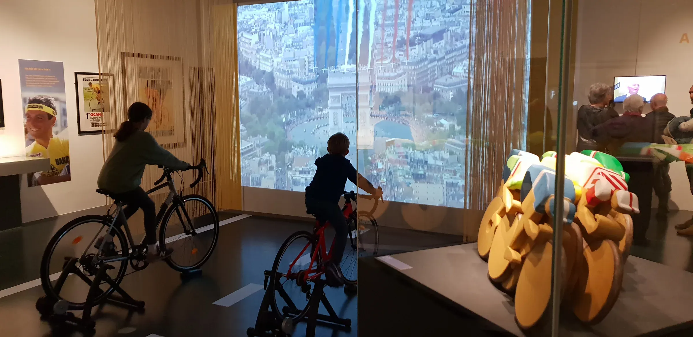 Exposition temporaire "100 ans de Maillot Jaune" Musée National du Sport, photo 6